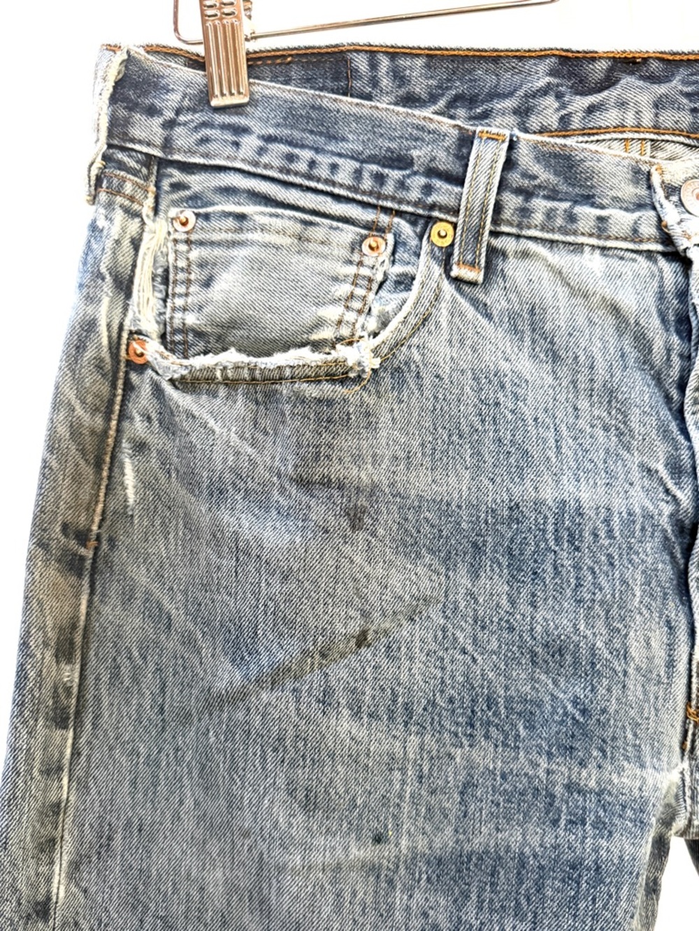 Levi’s 501 Farmer Owned Distressed Faded Working Man’s Straight-Leg Work Jeans - Picture 5 of 13